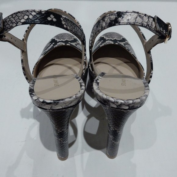 Stuart Weitzman Black / Beige Python Embossed Platform Pumps in Size 6 (NEW) - Picture 3 of 4